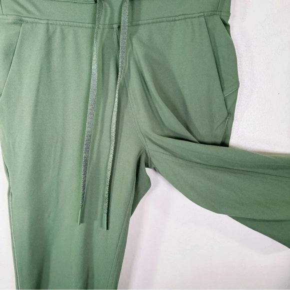 Lululemon Womens Size 2 Ready to Rulu High-Rise Jogger Crop Green Twill - Picture 7 of 13